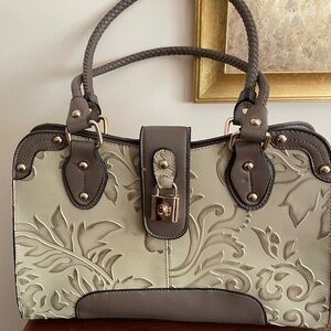 MC Handbag